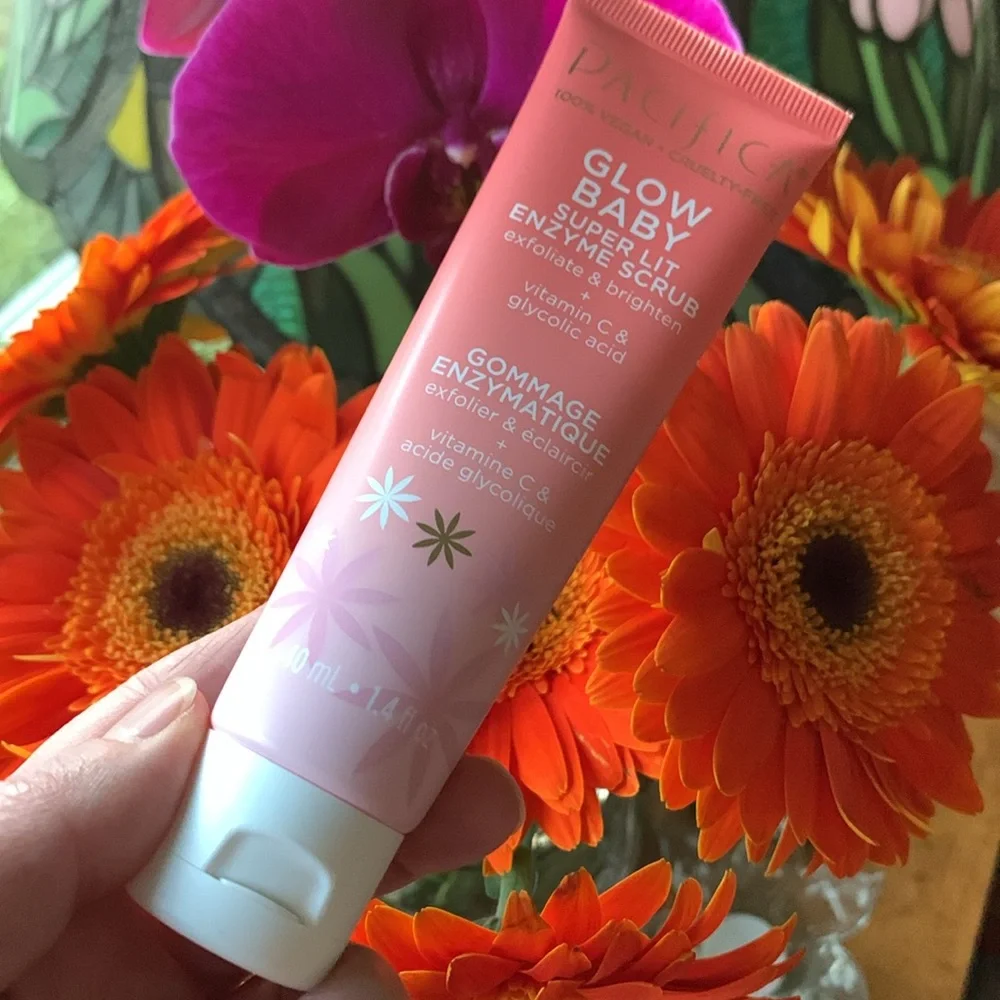 COSRX, Josie Maran, Murad, First Aid Beauty & more Skincare Deluxe Mini Bundle.